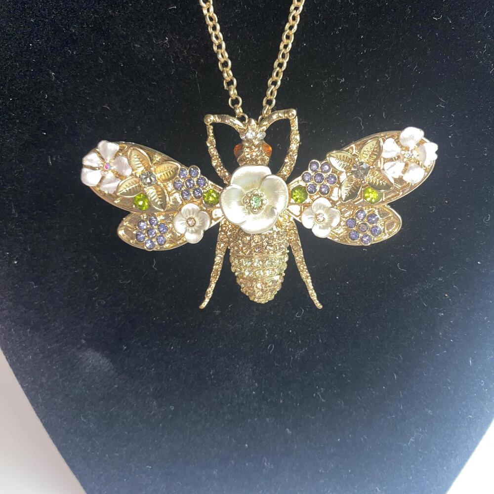 BETSEY JOHNSON Queen Bee Moth Insect Flower Necklace